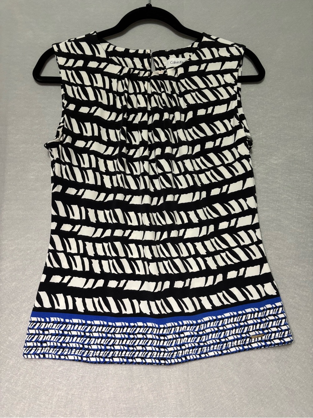 Calvin Klein Black, White & Blue Patterned Sleeveless Camisole